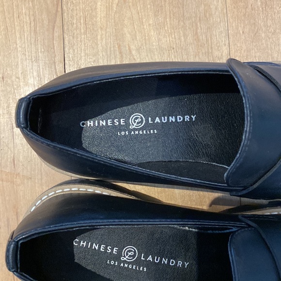 Chinese Laundry Lug Sole Loafers, size 8.5. - Picture 5 of 6